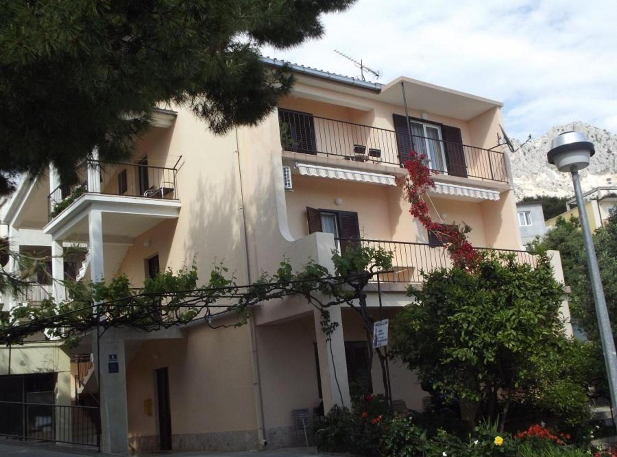 Apartments Roscic Podgora Exterior foto